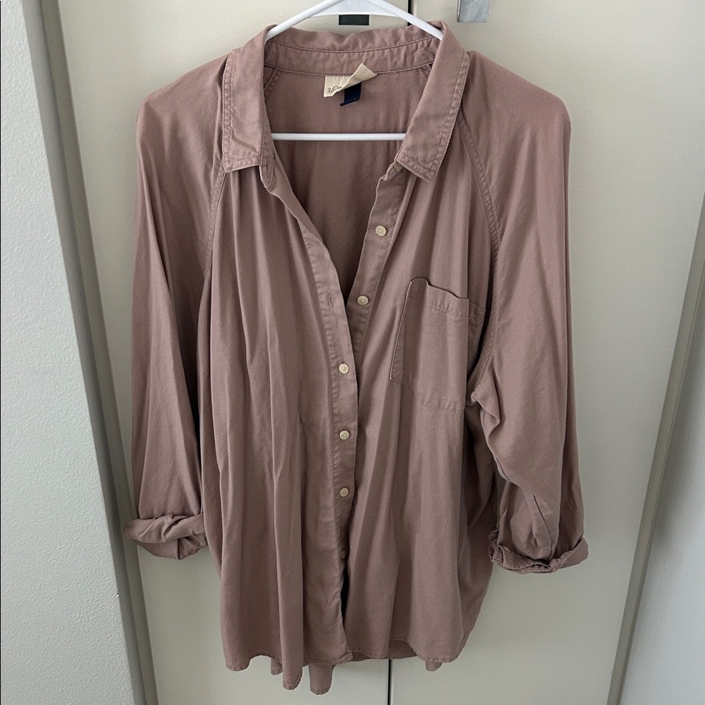 Universal Thread Button-Down Oversized Shirt in Dusty Rose